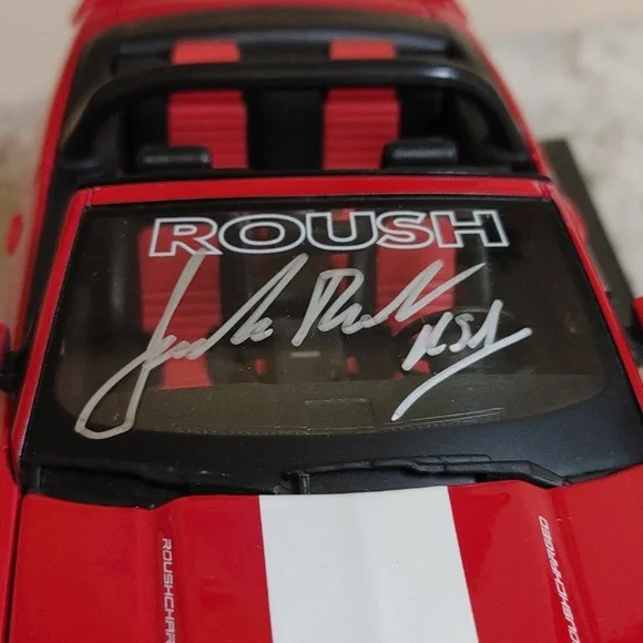 Maisto Diecast Model of 2010 Signed Roush 427R Ford Mustang Convertible - Picture 11 of 14